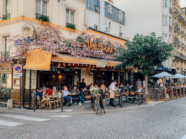 Best Historic cafes in Montmartre