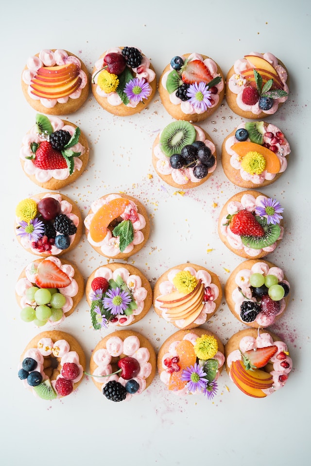 pastries near Louvre