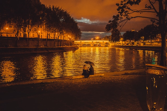 Guided Seine River tours for first-time visitors